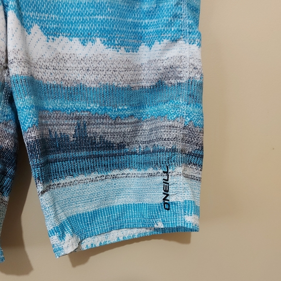 O'Neill Shorts - Picture 2 of 7